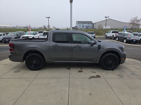 New 2026 Ford Maverick Lobo image 6
