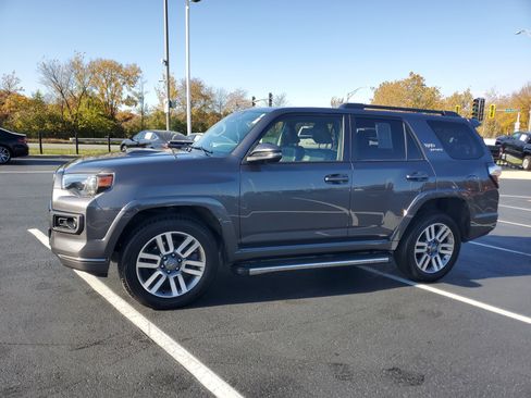 Certified 2022 Toyota 4Runner TRD Sport image 3