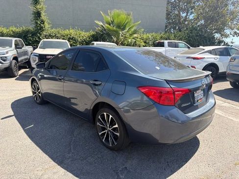 Used 2018 Toyota Corolla SE w/ Carpet Mat Package (TMS) FWD image 8
