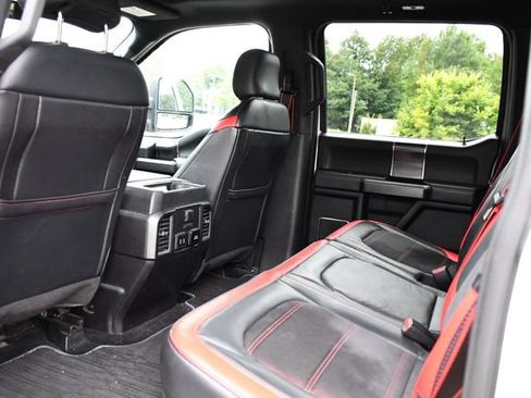 Used 2017 Ford F150 Lariat w/ Equipment Group 502A Luxury AWD/4WD image 18
