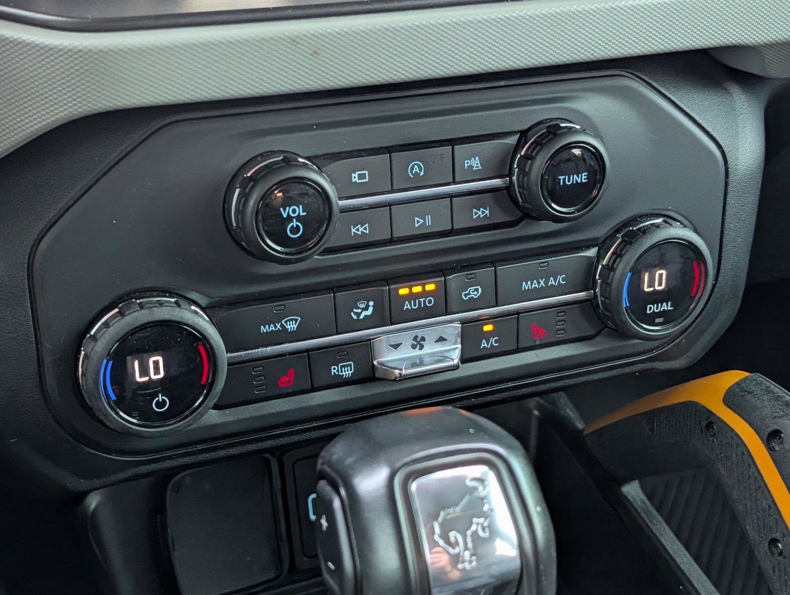 Used 2021 Ford Bronco Badlands AWD/4WD image 17