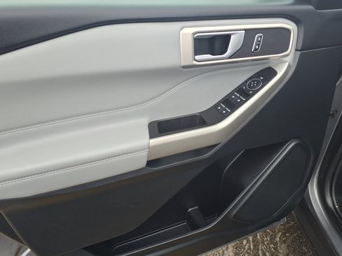 Used 2023 Ford Explorer XLT w/ Equipment Group 202A image 20