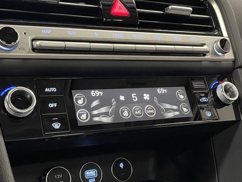 New 2026 Genesis G70 2.5T Prestige image 20