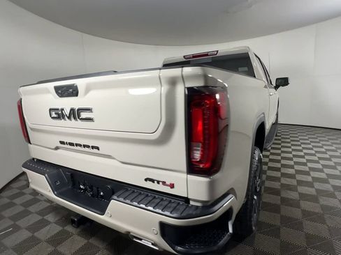 New 2026 GMC Sierra 1500 AT4 w/ AT4 Premium Package AWD/4WD image 8