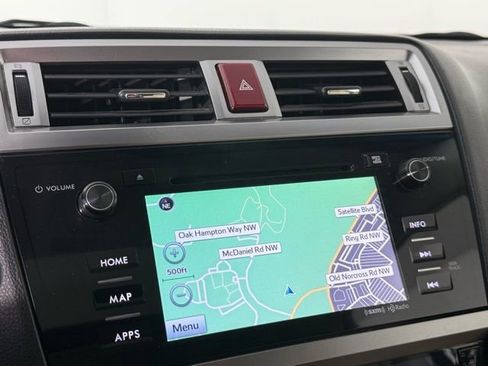 Used 2017 Subaru Outback 2.5i Limited image 18