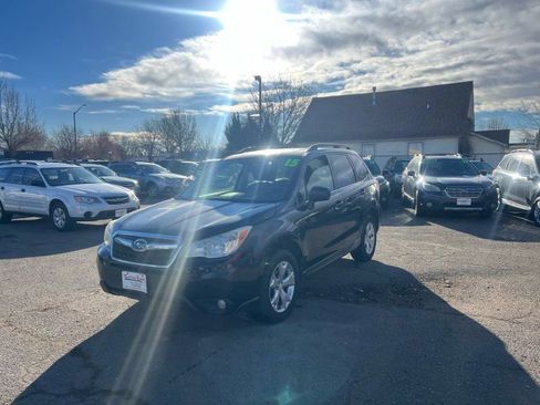 Used 2015 Subaru Forester 2.5i Limited image 2