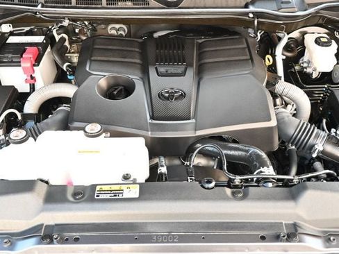 Used 2025 Toyota Tundra SR5 image 24