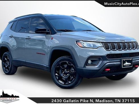 Used 2023 Jeep Compass Trailhawk AWD/4WD image 1