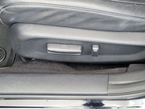 Used 2019 Honda Insight Touring image 17