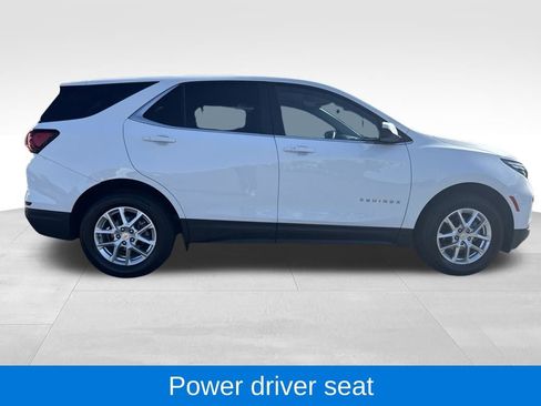 Used 2024 Chevrolet Equinox LT AWD/4WD image 2