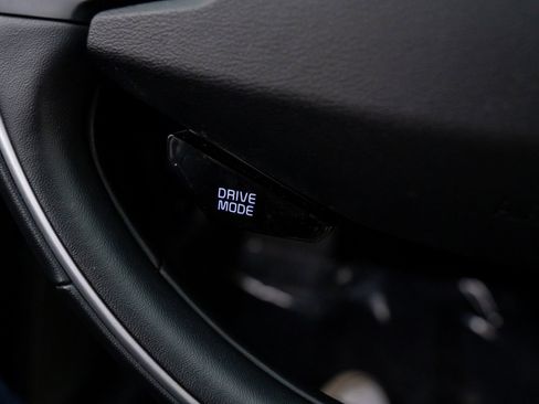 Used 2022 Kia EV6 Wind image 30