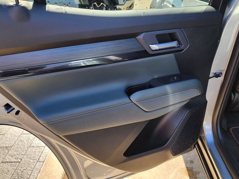 New 2026 GMC Terrain AT4 w/ Convenience Package III image 42