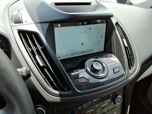 Used 2018 Ford Escape Titanium AWD/4WD image 15