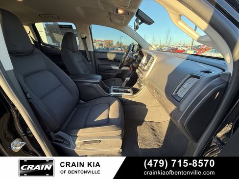 Used 2022 Chevrolet Colorado LT w/ LT Convenience Package image 32