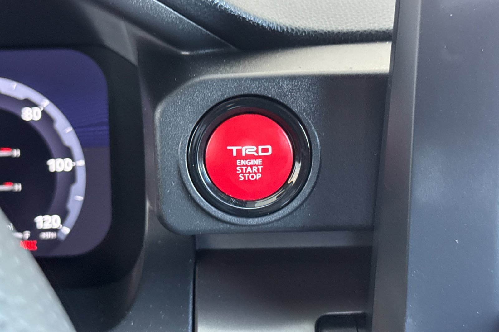 Certified 2025 Toyota Tacoma TRD Sport AWD/4WD image 20