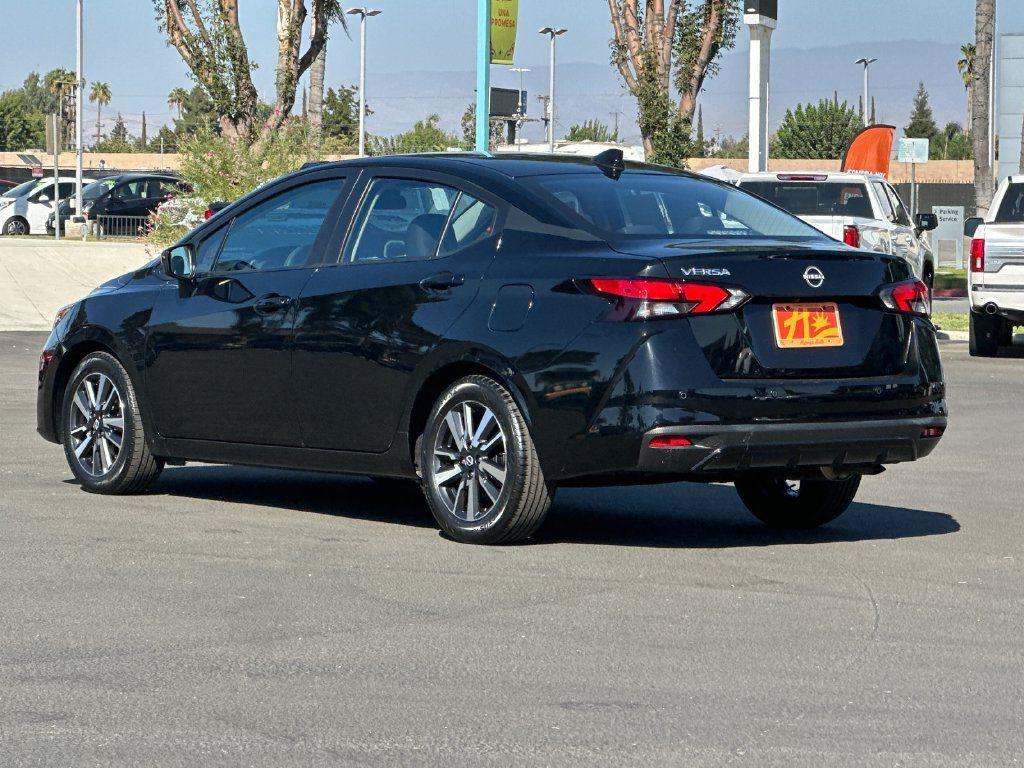 Used 2025 Nissan Versa SV FWD image 3