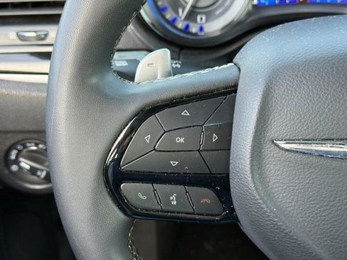 Used 2023 Chrysler 300 S image 29