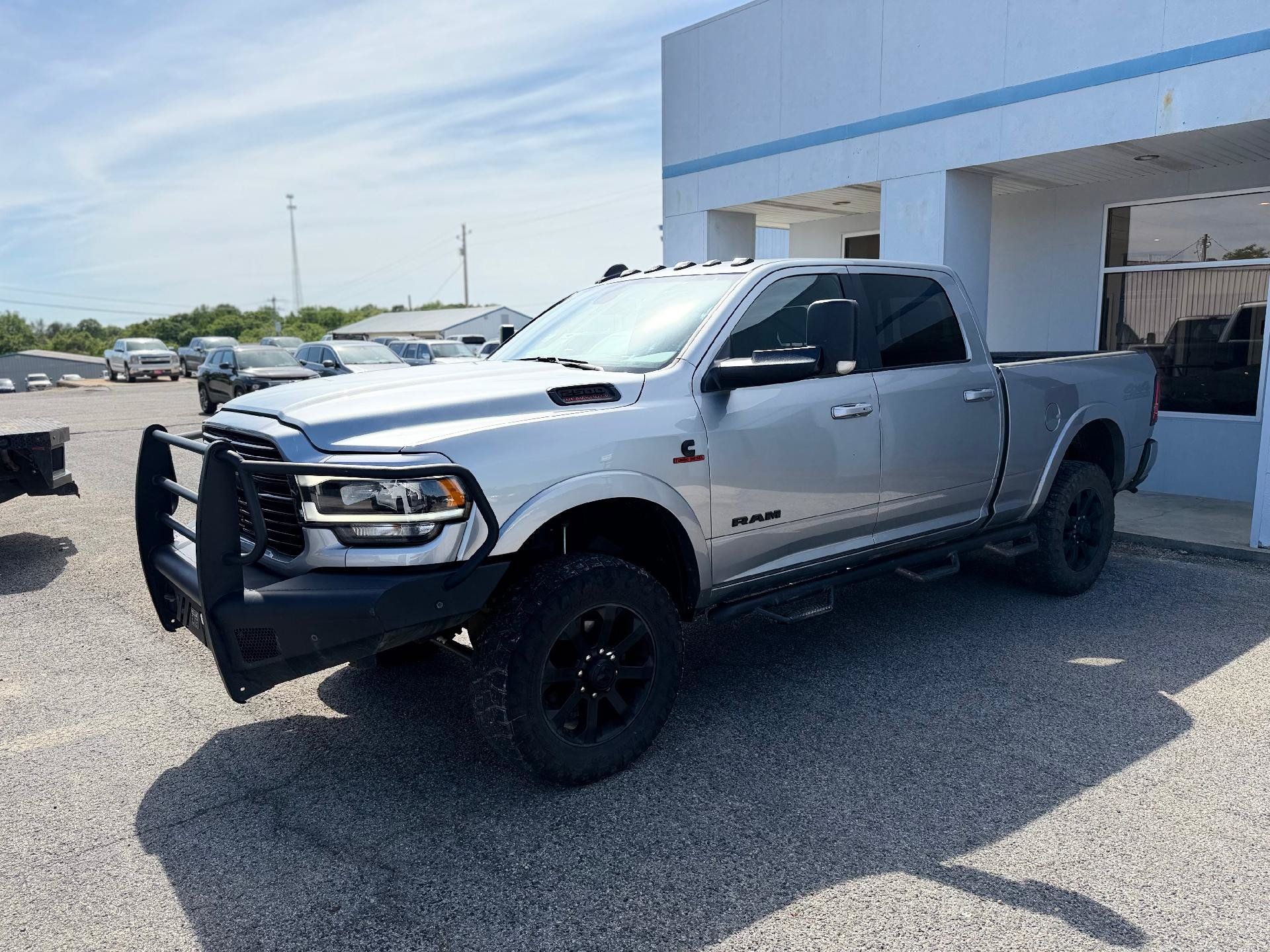 Used 2022 RAM 2500 Laramie w/ Night Edition AWD/4WD image 6