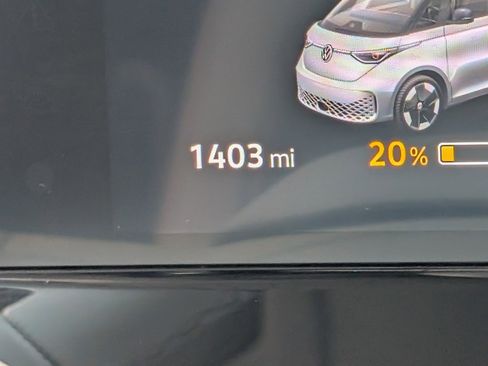 Used 2025 Volkswagen ID. Buzz Pro S Plus RWD image 27