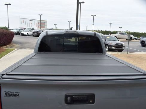 Used 2021 Toyota Tacoma SR5 image 9