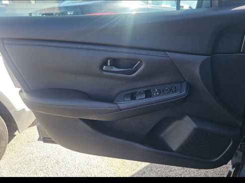 Used 2025 Nissan Sentra S image 24