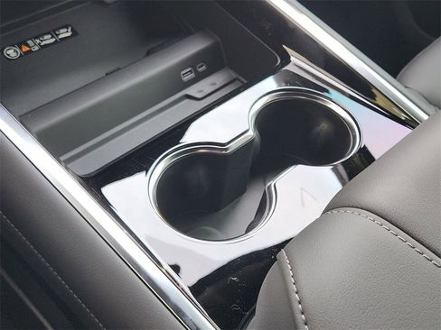 New 2026 Chevrolet Tahoe LT w/ Comfort Package image 16