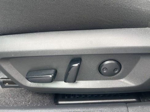 Used 2022 Nissan Rogue SV image 20