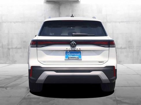 New 2026 Volkswagen Tiguan SE AWD/4WD image 6