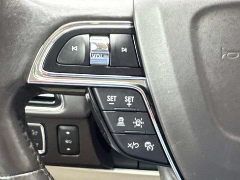 Used 2022 Lincoln Navigator Black Label AWD/4WD image 33