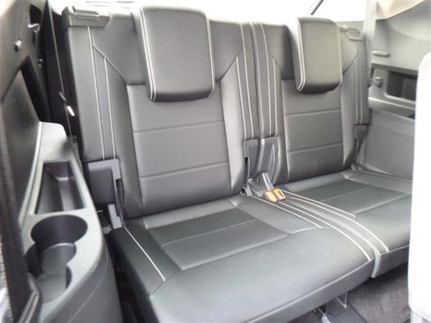 Used 2022 Volkswagen Atlas SE image 8