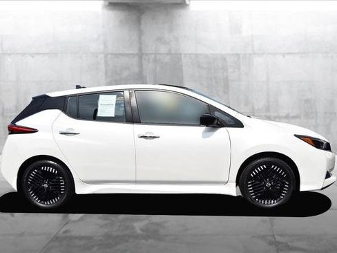 Used 2024 Nissan Leaf SV Plus image 5