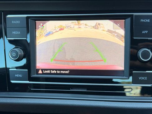 Used 2021 Volkswagen Jetta S w/ Driver Assistance Package FWD image 13
