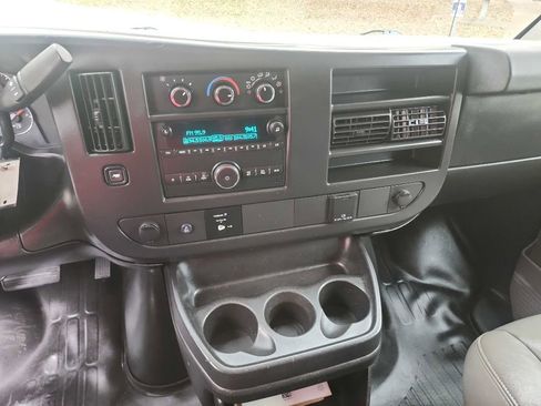 Used 2015 Chevrolet Express 2500 w/ Cold Climate Package image 16