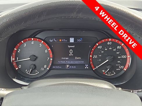 Used 2022 Nissan Frontier PRO-4X w/ Pro-4X Premium Package image 23