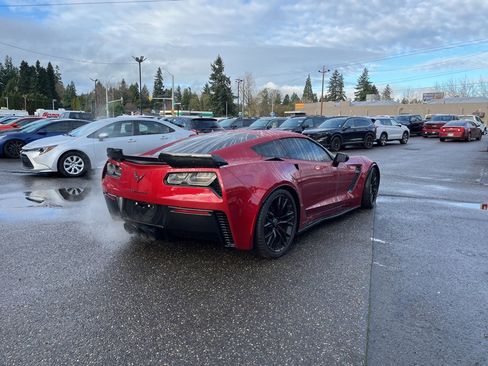 Used 2015 Chevrolet Corvette Z06 w/ 3LZ Preferred Equipment Group image 7