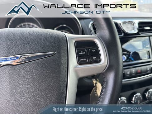 Used 2014 Chrysler 200 Limited FWD image 27