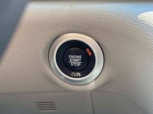 Used 2023 Chrysler Voyager LX FWD image 29