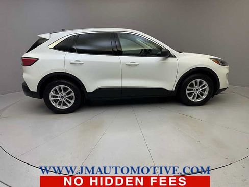 Used 2022 Ford Escape SE FWD image 6