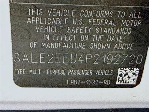 Certified 2023 Land Rover Defender 110 X-Dynamic SE image 34