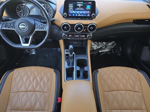 Used 2025 Nissan Sentra SV w/ SV Premium Package FWD image 13