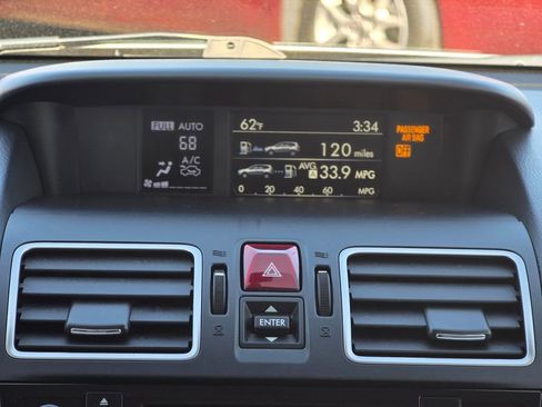 Used 2018 Subaru Forester 2.5i Premium image 10