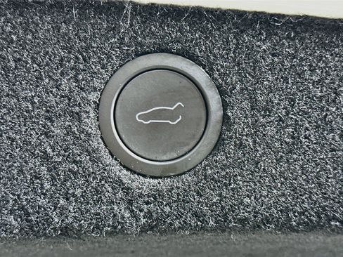 Used 2025 Tesla Model 3 Long Range RWD image 29