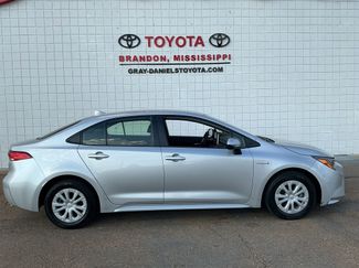 Used 2021 Toyota Corolla LE image 1