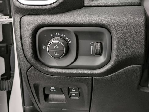 Used 2025 RAM 1500 Big Horn AWD/4WD image 22
