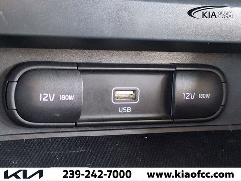 Certified 2021 Kia Soul LX image 19