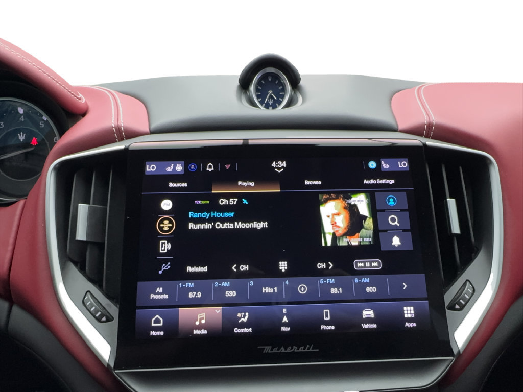 Used 2023 Maserati Ghibli Modena RWD image 58