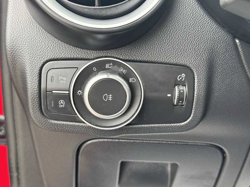 Used 2018 Alfa Romeo Stelvio Sport w/ Quick Order Package 22J Sport image 28