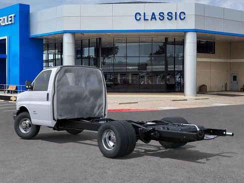 New 2025 Chevrolet Express 3500 w/ Power Convenience Package RWD image 3