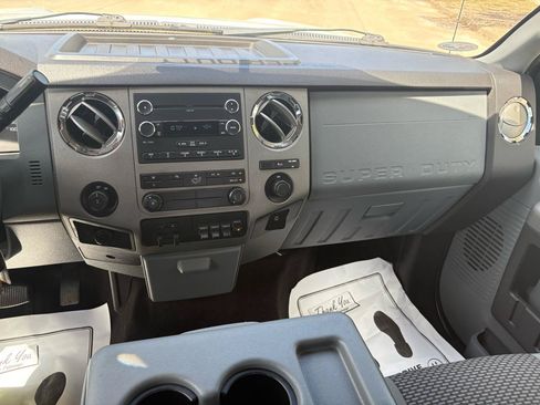Used 2012 Ford F250 XLT w/ XLT Interior Pkg RWD image 48