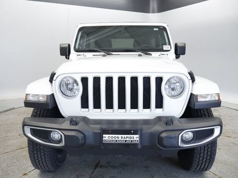 Used 2021 Jeep Wrangler Unlimited Sahara AWD/4WD image 9